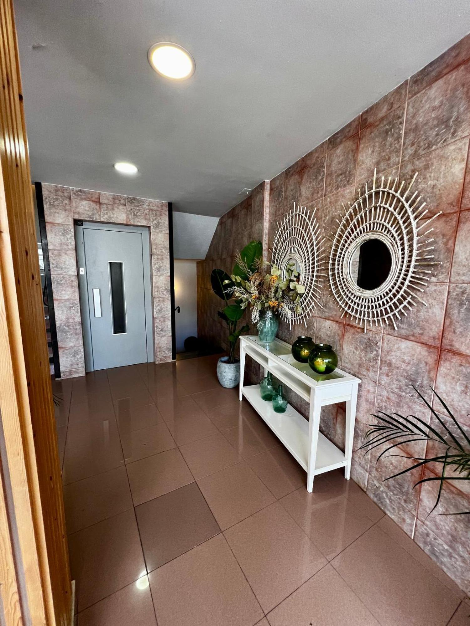 Hostal Residencia Cardona Арресифе Экстерьер фото